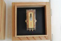 Sumiko Pearwood Cel close